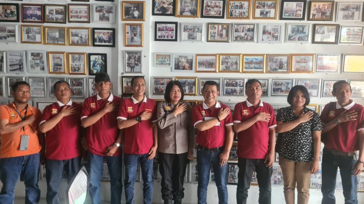 Sambangi Kantor Pewarta, Kasi Humas Polrestabes Medan Minta Tingkatkan Kebersamaan