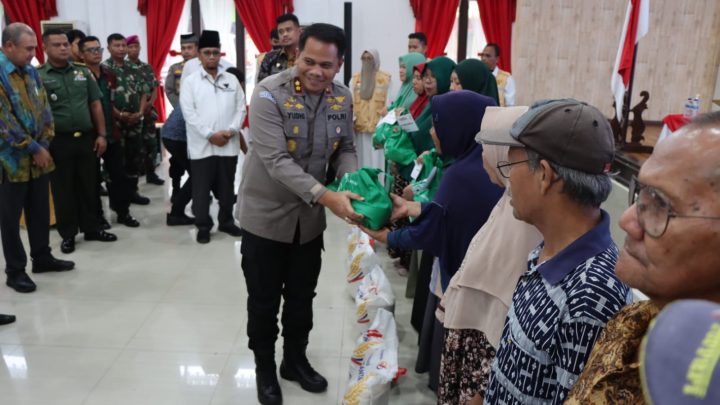 Wakapolrestabes Medan Hadiri Pendistribusian Zakat Nasional pada Kaum Duafa
