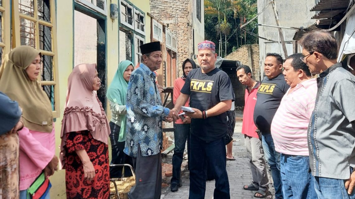 Marga Lubis Sedunia Bantu Korban Kebakaran di Medan Tembung