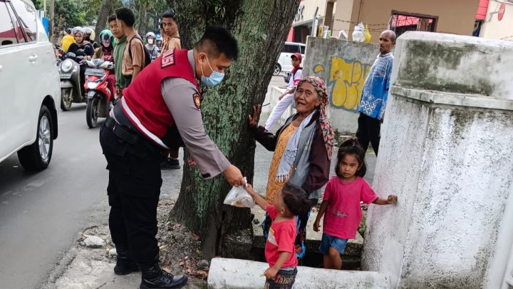 Jumat Barokah, Sat Samapta Polrestabes Medan : Sebagian Rezeki Kita Milik Orang Lain