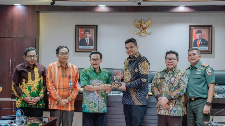 Wali Kota Malang Minta Masukan Bobby Nasution Tingkatkan PAD Retribusi Parkir Tepi Jalan