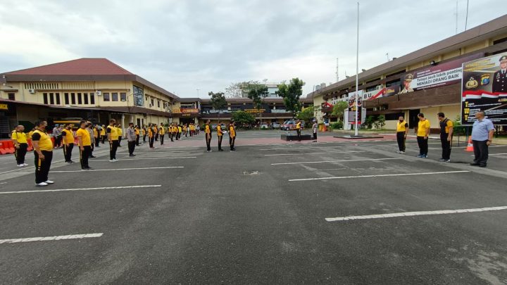 Personel Polrestabes Medan Kembali Olahraga Bersama
