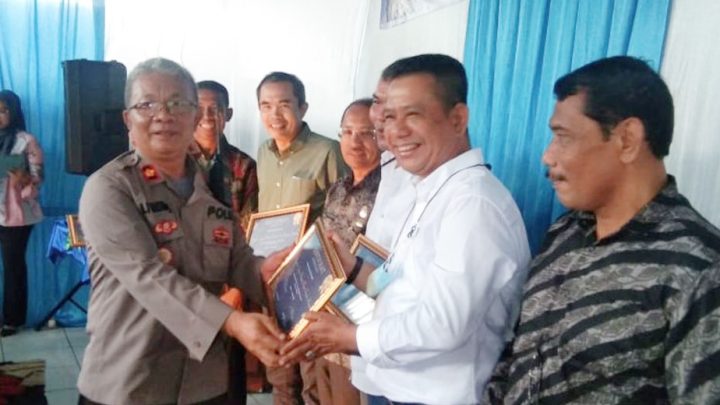 Ketua Pewarta Dapat Penghargaan Penanggungjawab Jaga Malam Terbaik