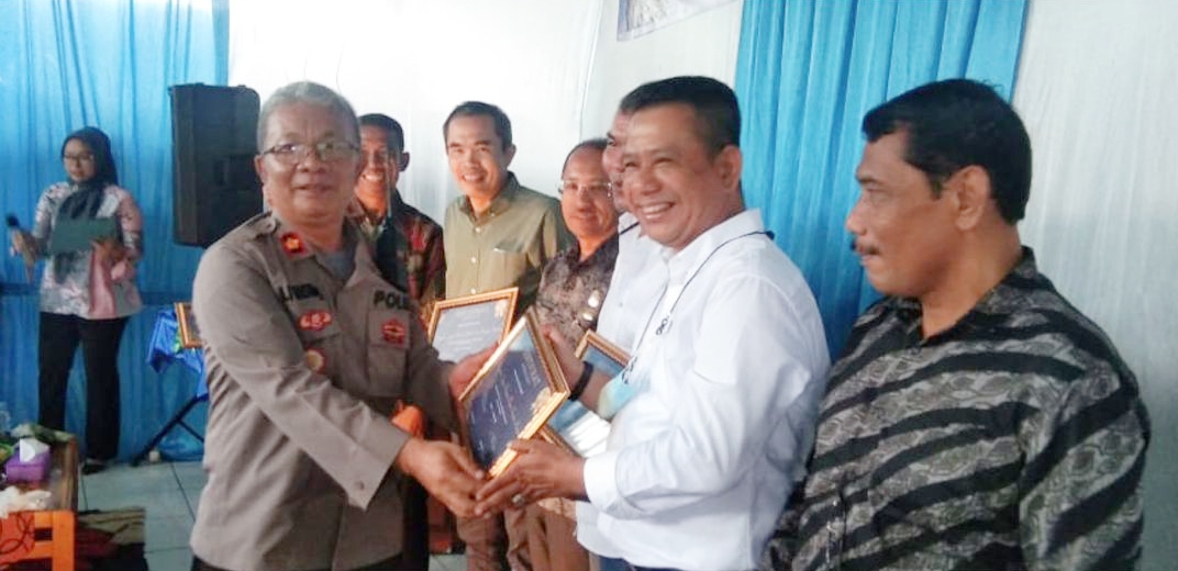 Ketua Pewarta Dapat Penghargaan Penanggungjawab Jaga Malam Terbaik