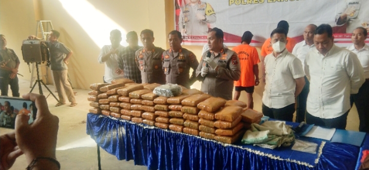 Hendak ke Bandar Lampung, 2 Kurir Asal Aceh Bawa 105 Kg Ganja Ditangkap