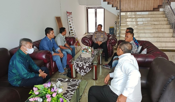 Wakapolrestabes Medan Terima Audiensi Panitia Peringatan Hari Buruh Internasional