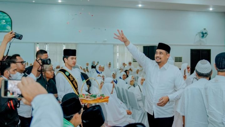 Bobby Nasution Tepungtawari 2.152 Calhaj Kota Medan