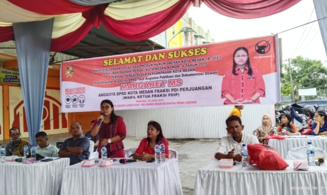 Gelar Sosialisasi Perda di 2 Lokasi, Margaret MS Ajak Warga Tidak Buang Sampah Sembarangan