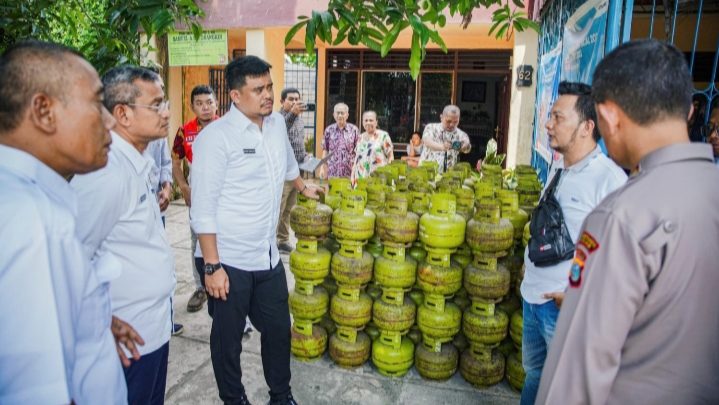 Dikeluhkan Langka Oleh Warga, Bobby Nasution Gercep Sidak Pangkalan Gas