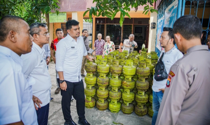 Dikeluhkan Langka Oleh Warga, Bobby Nasution Gercep Sidak Pangkalan Gas