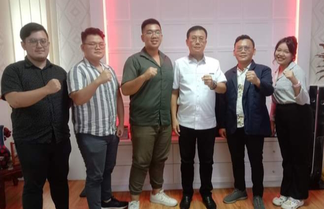 Ketua DPRD Medan Terima Kunjungan Pimpinan Cabang HIKMAHBUDHI Kota Medan
