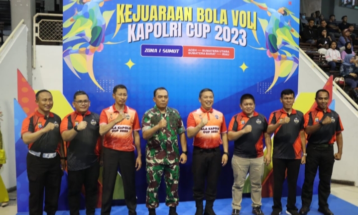 Kapolrestabes Medan Hadiri Kejuaraan Bola Voli Kapolri Cup 2023