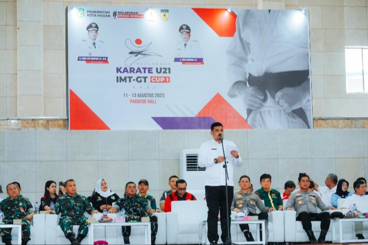 Buka Open Tournament Karate U-21 IMT-GT Cup, Bobby Nasution: Kembangkan Potensi & Mental Bertarung