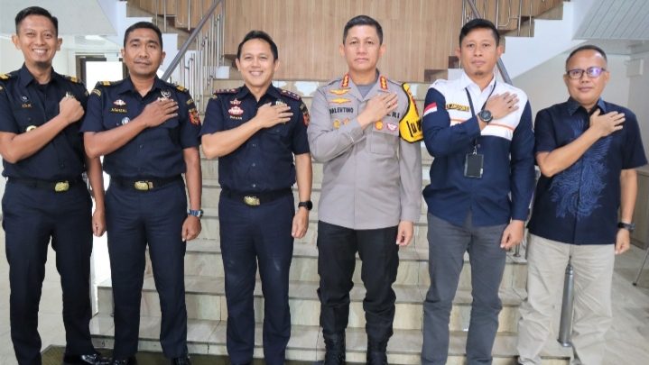 Kapolrestabes Terima Kunjungan Kepala Bea Cukai Medan
