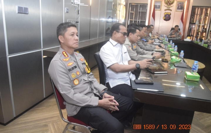 Kapolrestabes Medan Rapat Kunker Wakapolri di Polda Sumut