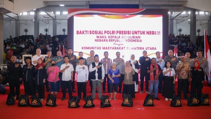 Wakapolri dan Kapolda Sumut Gelar Bakti Sosial Bagikan 5.000 Paket Sembako
