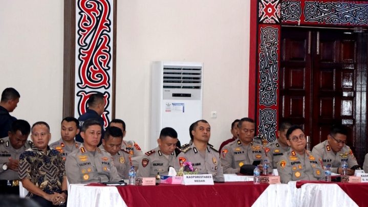 Ikuti Digital Tactical Game di Brimob, Kapolrestabes Medan: Berkomitmen Jaga Keamanan dan Ketertiban Selama Pemilu 2024