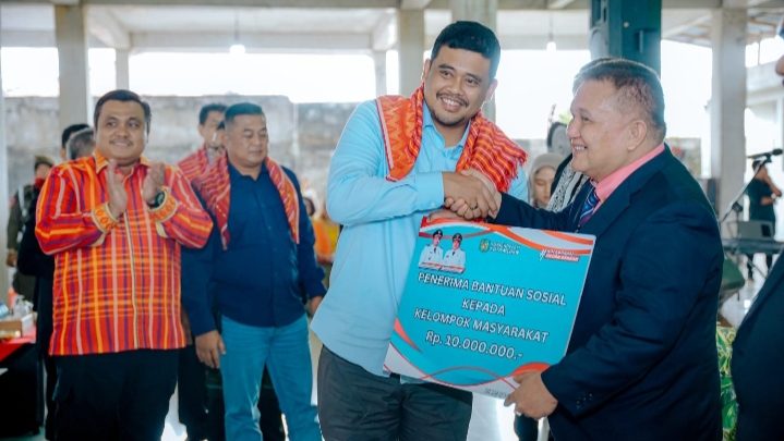 Safari Natal di GBKP Simpang Selayang, Bobby Nasution: Rumah Ibadah Harus Ramah Anak Muda