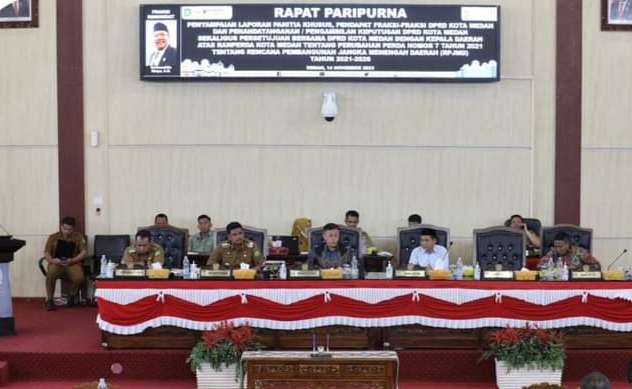 DPRD Medan Sahkan Ranperda RPJMD 2021-2026 Menjadi Perda