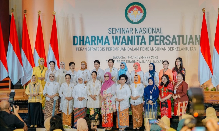 Ny Kahiyang Ayu Ikuti Seminar Nasional DWP di Jakarta