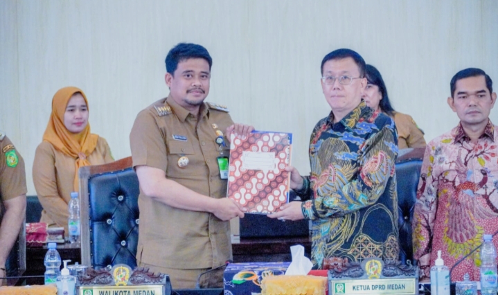 Bobby Nasution Apresiasi Pansus Ranperda Pajak dan Retribusi Daerah