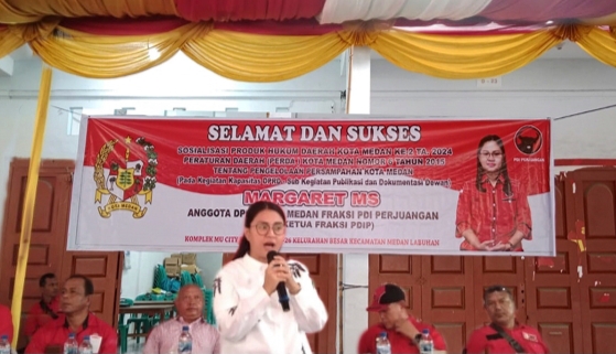 Warga Labuhan Keluhkan Sampah dan Infrastruktur, Margaret MS: Jangan Buang Sampah Sembarangan