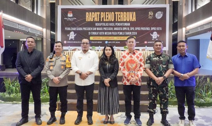 Pimpinan DPRD Medan Hadiri Rapat Pleno KPU Medan