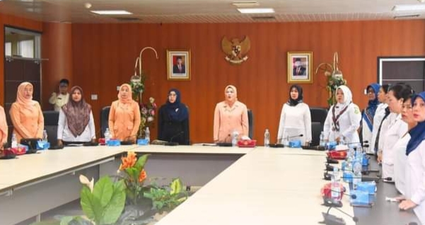 Dharma Wanita Sekretariat DPRD Medan Gelar Pertemuan Rutin
