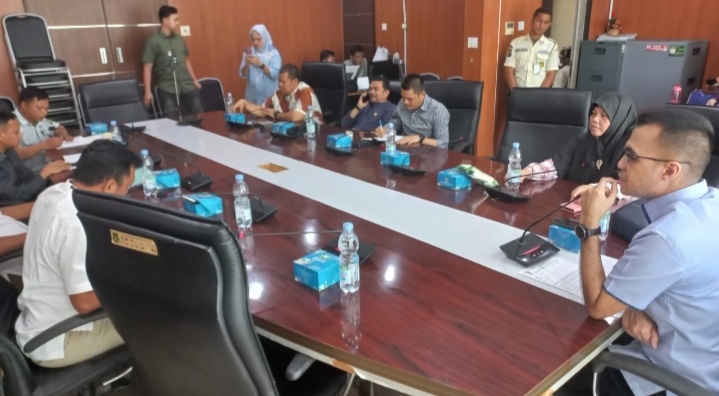 Komisi III Sesalkan Kadiskop UKM Perindag Medan ‘Abaikan’ RDP