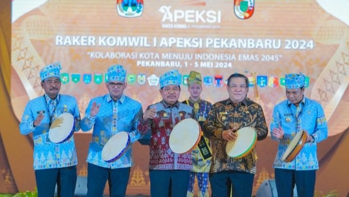 Raker Komwil I APEKSI Resmi Dibuka, Bobby Nasution Sampaikan 3 Pesan Penting