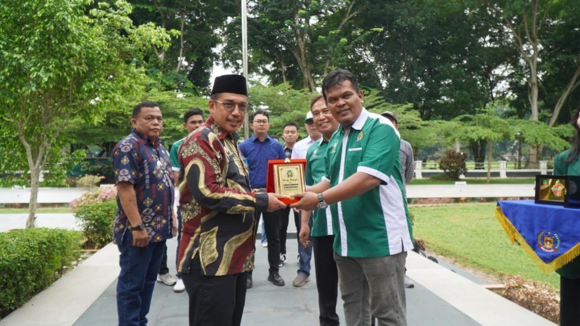 Pj Bupati Lepas 130 Mahasiswa KKN Tematik USU di Langkat