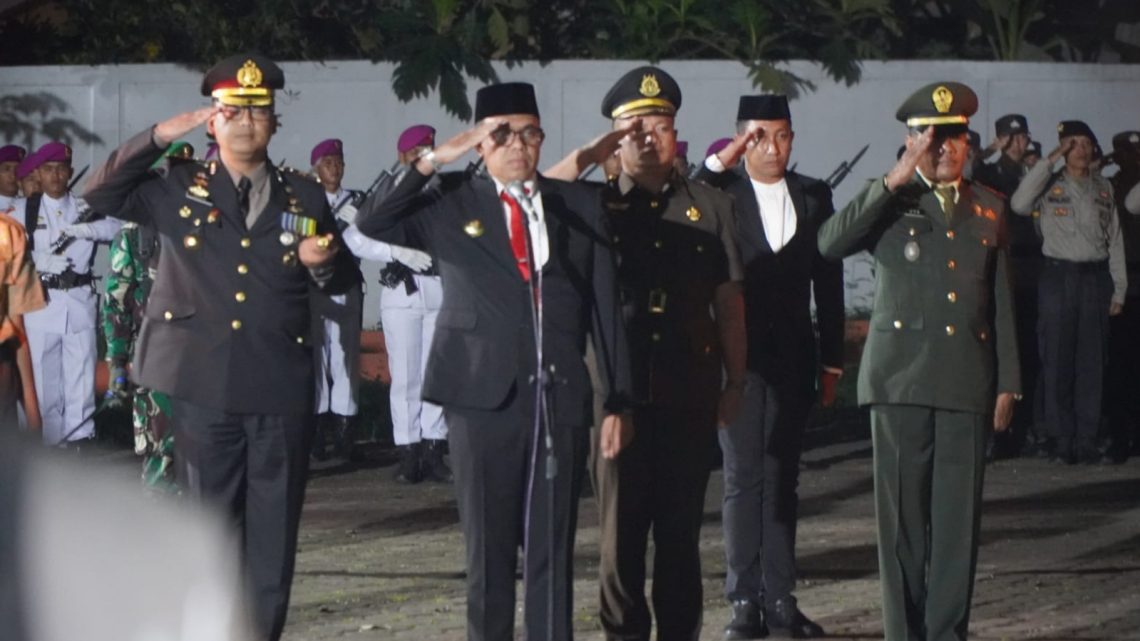 Pj. Bupati Langkat Bertindak Sebagi Pembina Apel Renungan Suci di TMP Berandan