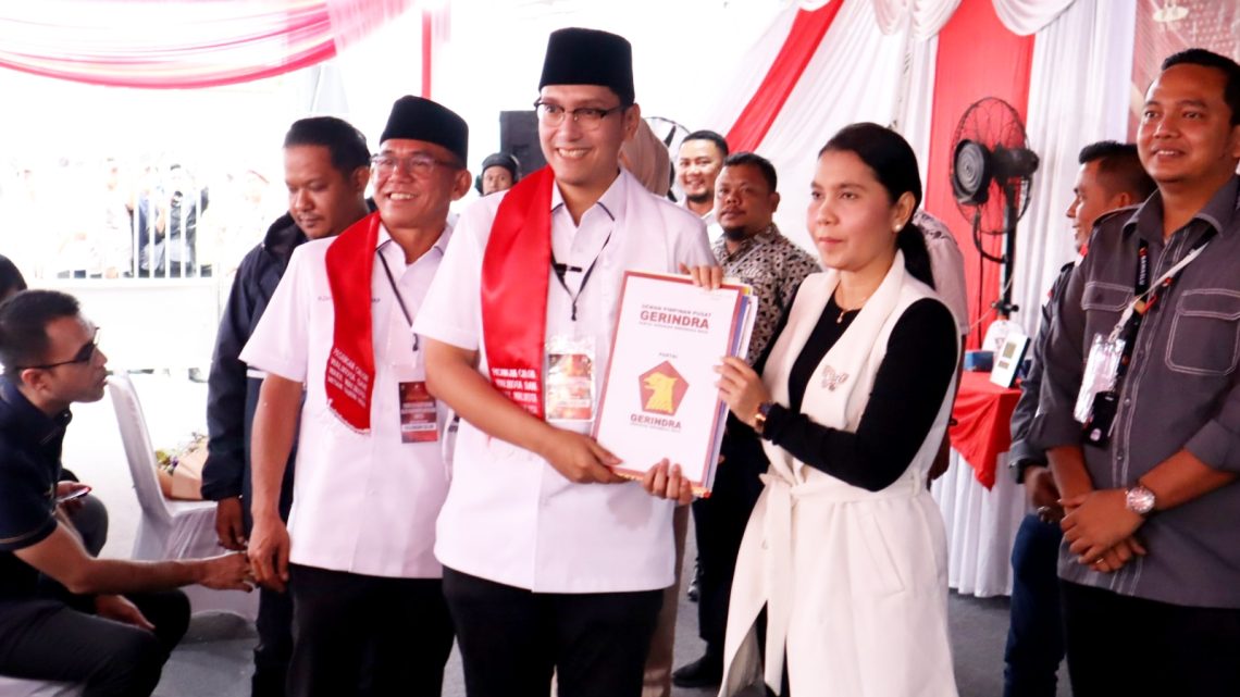 Hari Ke-3 Pendaftaran, Paslon Rico-Zaki Daftar ke KPU Medan