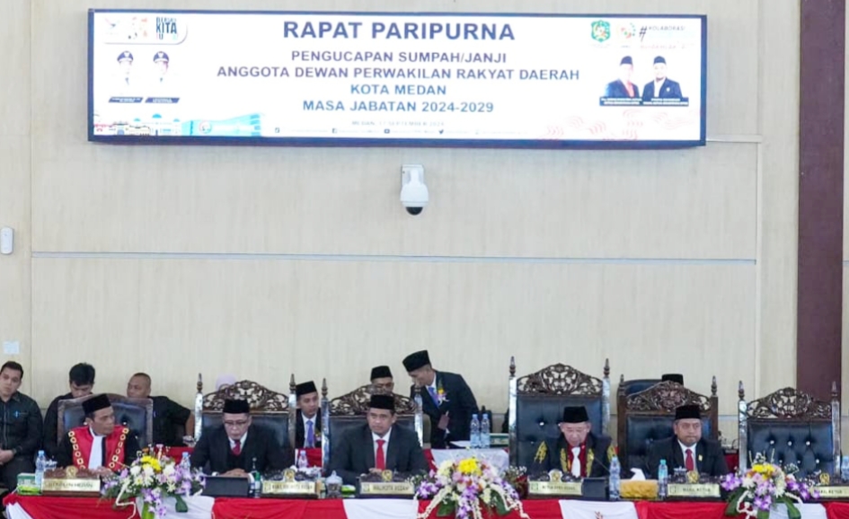 Hadiri Rapat Paripurna, Bobby Nasution Saksikan 50 Anggota DPRD Medan Bersumpah Perjuangkan Aspirasi Rakyat