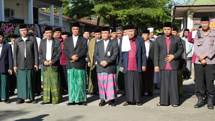 Plt Wali Kota Medan Ajak Santri Kuasai Ilmu Pengetahuan dan Teknologi