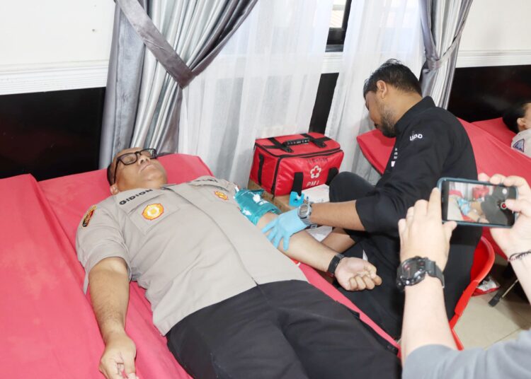 HUT Humas Polri ke-73, Polrestabes Medan Gelar Donor Darah Demi Kemanusiaan