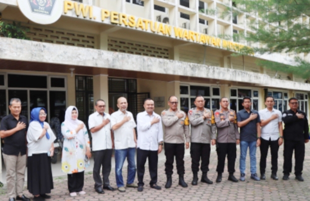 Terima Kunjungan Kapolrestabes, Farianda: PWI Sumut Siap Bersinergi Wujudkan Kota Medan Kondusif
