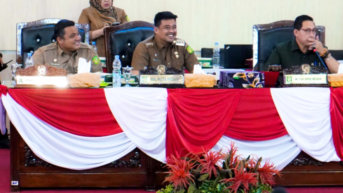 Bobby Nasution Ikuti Paripurna Pemandangan Umum Fraksi DPRD Medan tentang Pencabutan Perda Nomor 2 Tahun 2015