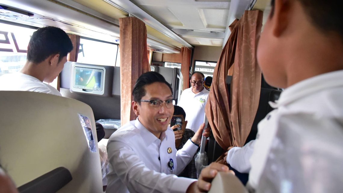 Mudik Gratis Bareng Pemko Medan, Rico Waas Lepas 1.969 Pemudik ke 12 Kota Tujuan