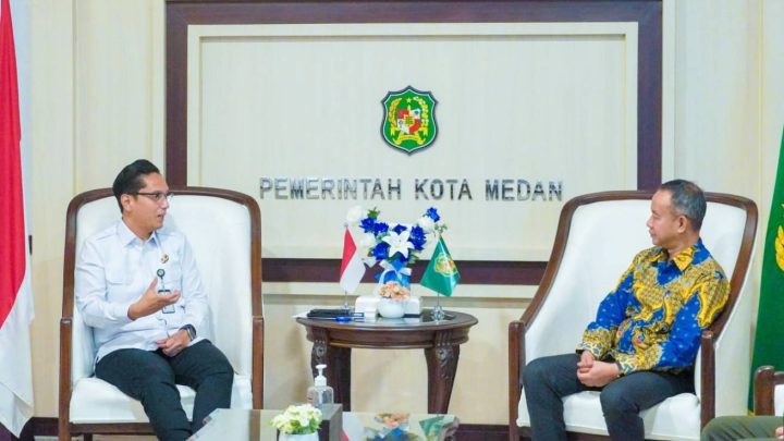 Rico Waas Minta Ombudsman Laporkan Bila Ada Tak Beres di Lapangan
