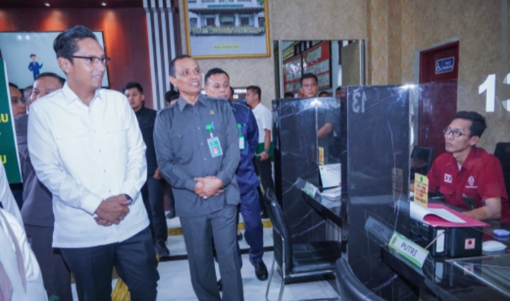 Pengadilan Terlengkap di Indonesia, Rico Waas Salut PN Medan