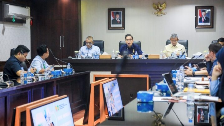 Rico Waas Minta Dinas SDABMBK Petakan Jalan Rusak dan Drainase yang Perlu Diremajakan
