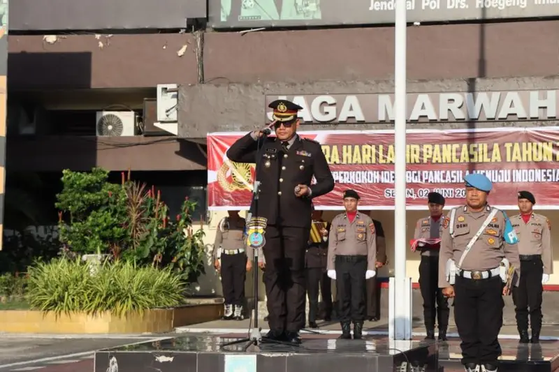 Kapolrestabes Medan Pimpin Upacara Peringatan Hari Lahir Pancasila 2025