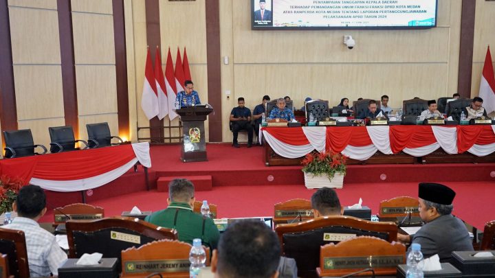 Rico Waas Tanggapi Pemandangan Umum Fraksi-Fraksi Atas Pelaksanaan APBD 2024