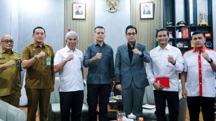 Rico Waas Terima Audiensi Ketua PMI Kota Medan