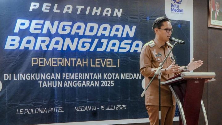 Rico Waas Buka Pelatihan Pengadaan Barang/Jasa Pemerintah Level I