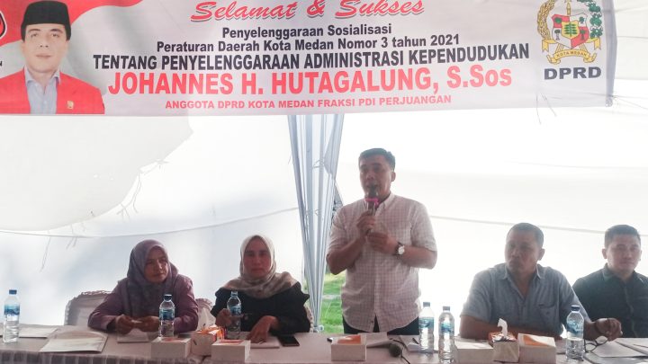 Johannes Hutagalung Imbau Warga Segera Mengurus Adminduk Online