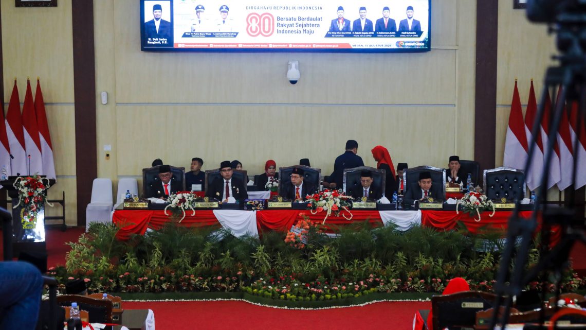 Hadiri Rapat Paripurna, Wali Kota Medan Dengarkan Pidato Kenegaraan Presiden Prabowo Subianto
