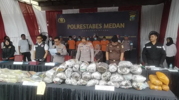Polrestabes Medan Musnahkan Narkotika Jenis Sabu Sebanyak 29.731,65 Gram, 19.800 Butir Ekstasi dan 22.750 Gram Ganja