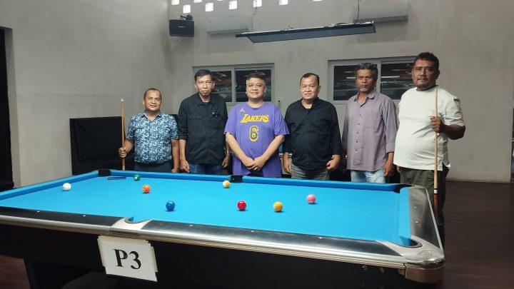 Salomo Pardede Dukung Turnamen Biliar Wartawan